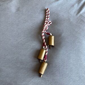 LIKE NEW Mud Pie Metal Holiday Bell Cluster